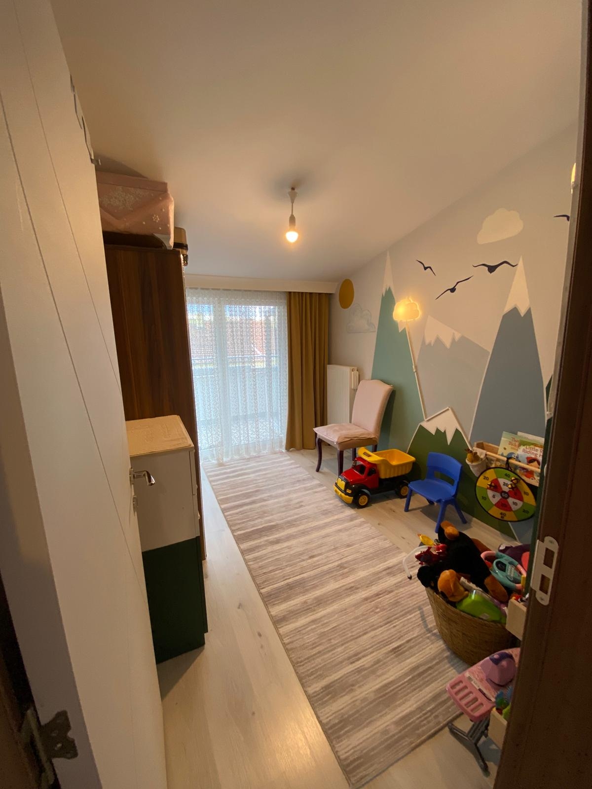 ZİRVE EMLAKTAN LİSE CADDESİNDE SATILIK 4+0 DUBLEKS DAİRE fotoğraf 3