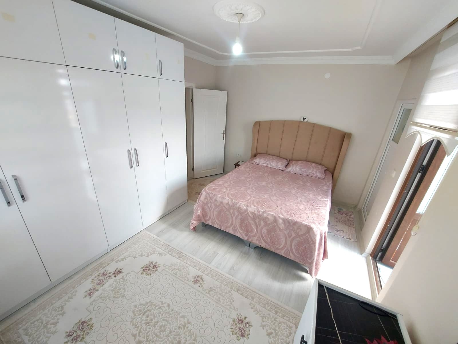 ZİRVE EMLAK GÜVENCESİYLE | KAFELER CADDESİNDE SATILIK 3+1 DAİRE fotoğraf 5