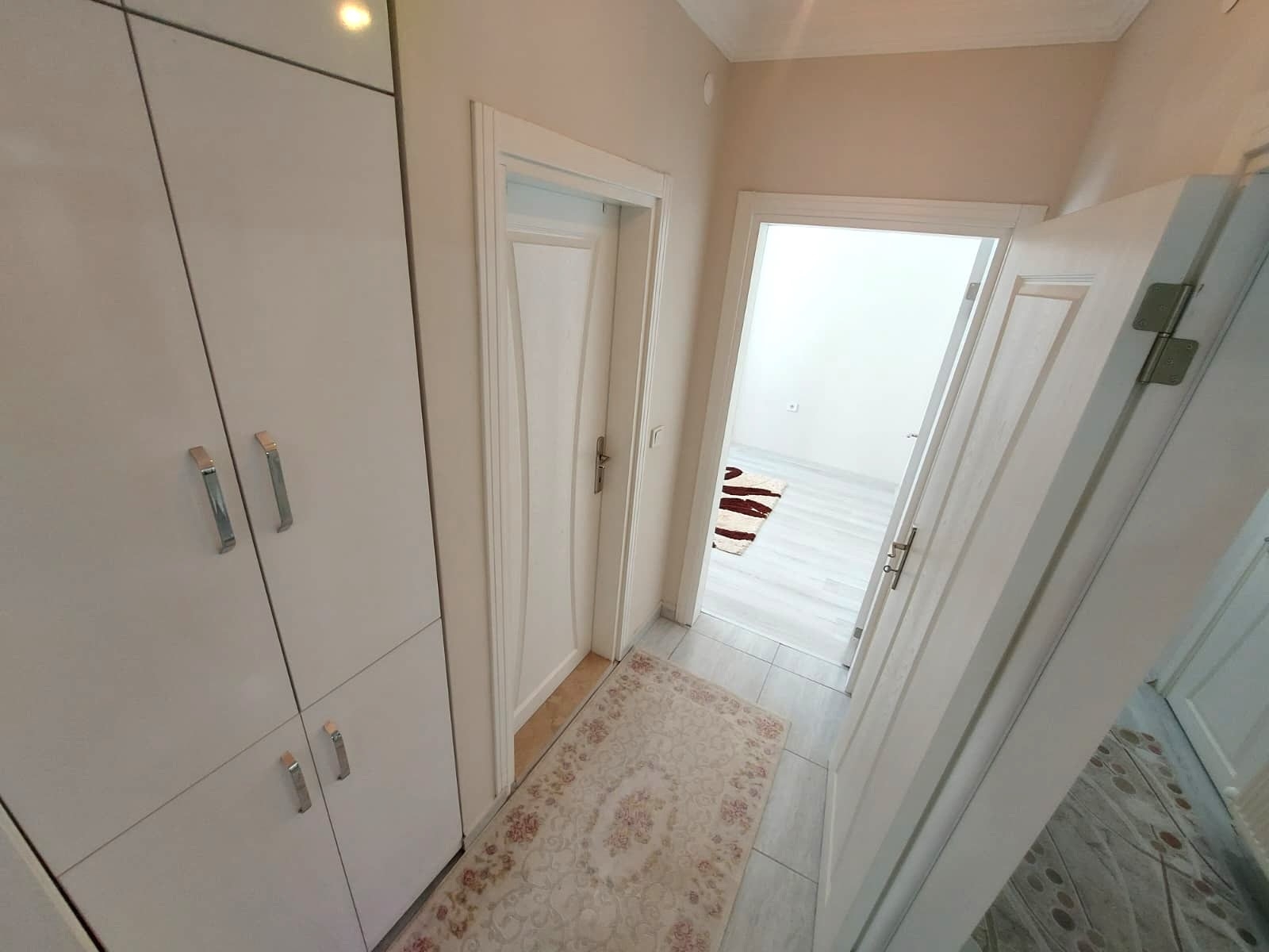 ZİRVE EMLAK GÜVENCESİYLE | KAFELER CADDESİNDE SATILIK 3+1 DAİRE fotoğraf 4