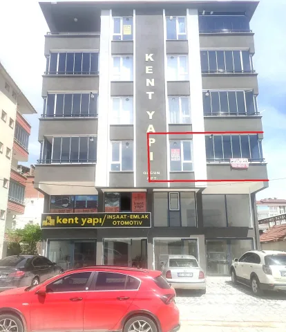 Zirve Emlaktan Zübeyde Hanım Cad. 3+1, İçi Yapılı Satılık Daire